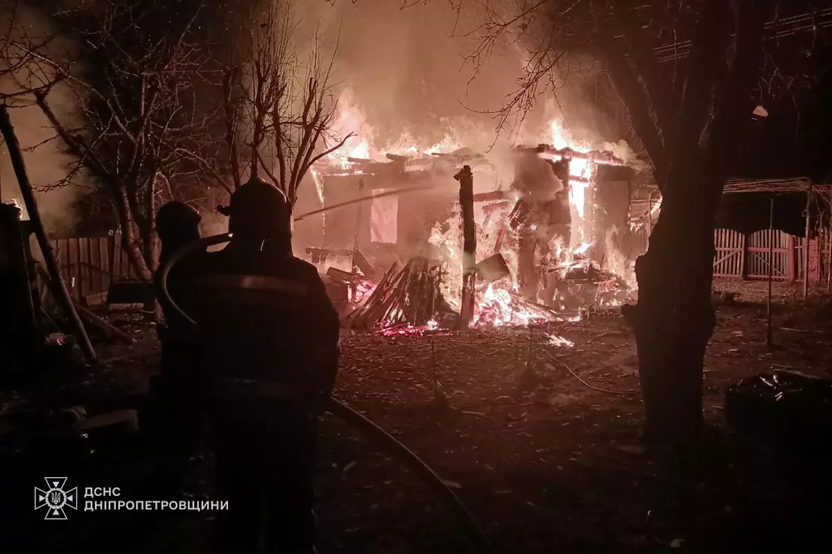 ДСНС ліквідують пожежу