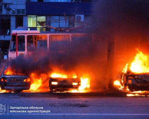 Наслідки обстрілу Запоріжжя