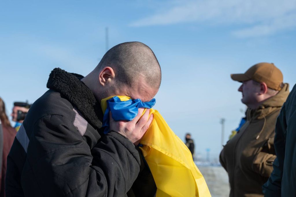 Чоловік повернувся в Україну