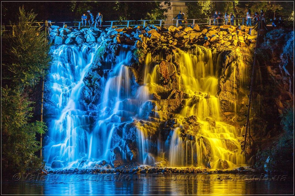 Водоспад «Поріг ревучий»