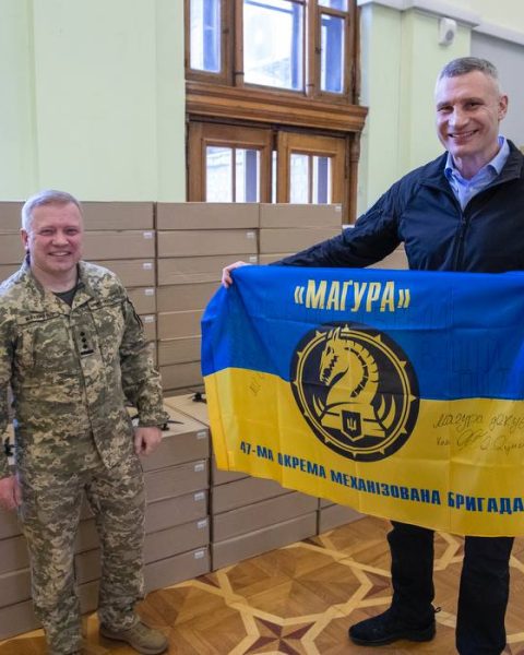 Віталій Кличко і військовий