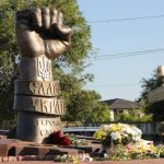 Меморіал на честь заглиблих героїв у Дніпрі