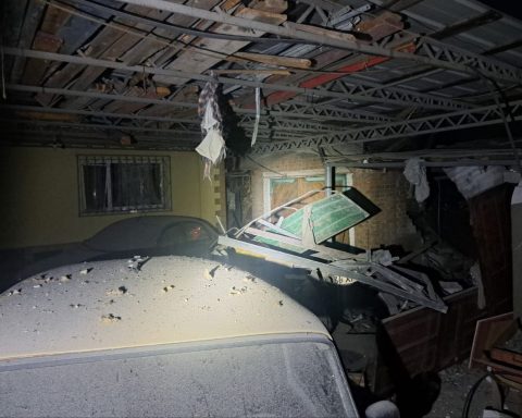 Наслідки обстрілу Нікополя