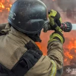 ДСНС ліквідують наслідки обстрілів Дніпропетровщини