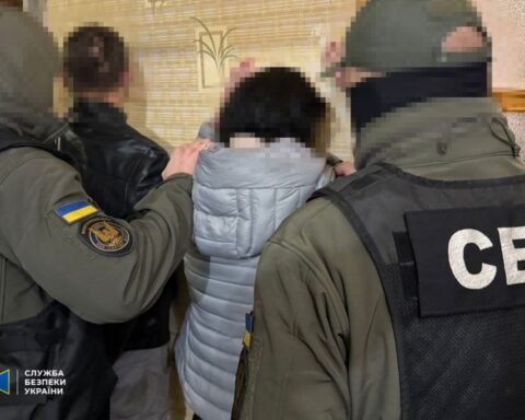 СБУ затримала агентів рф, які виготовляли вибухівку для терактів на Дніпропетровщині