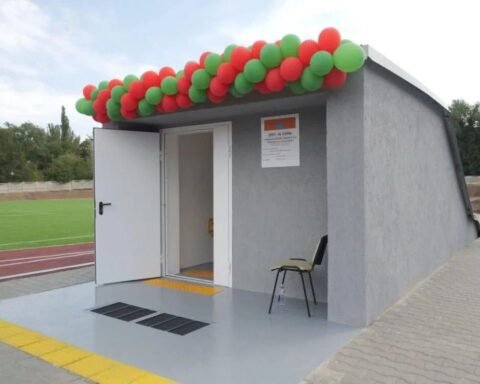 У Кривому Розі провалилося ґрунтове укриття біля ліцею, зведене за 65 млн грн