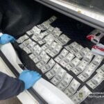 У Дніпрі службовець ТЦК вимагав хабар за зняття з військового обліку