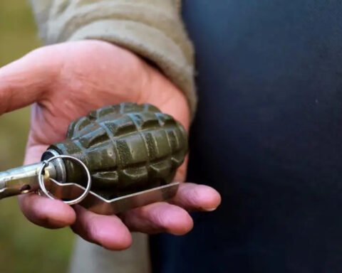 На Дніпропетровщині чоловік підірвав гранату під дверима сусіда