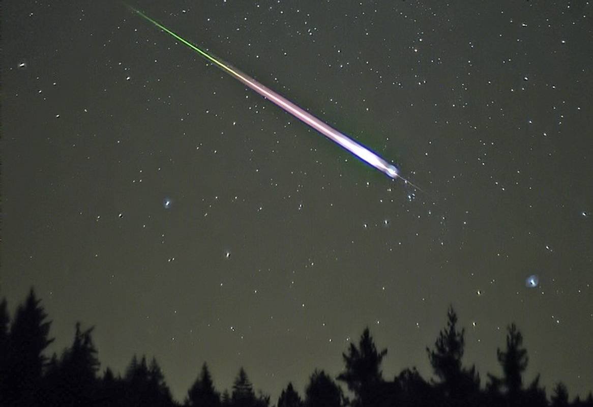 Метеорний потік Леоніди освітить небо над Дніпром у ніч з 17 на 18 листопада