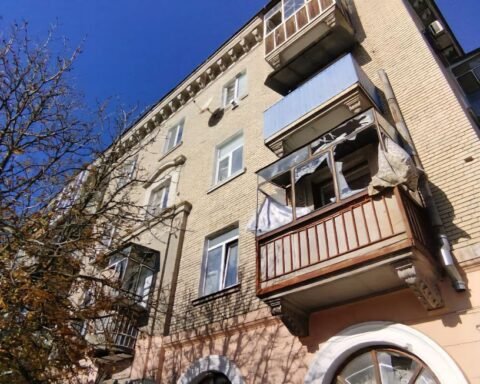 FPV-дрони та КАБи атакували Дніпропетровщину: є загиблий і постраждалі