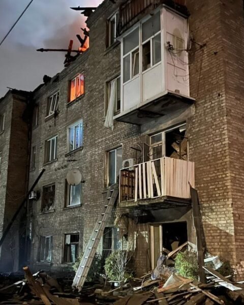 Масована атака дронами на Дніпропетровщину: поранено 8 людей, пошкоджено інфраструктуру