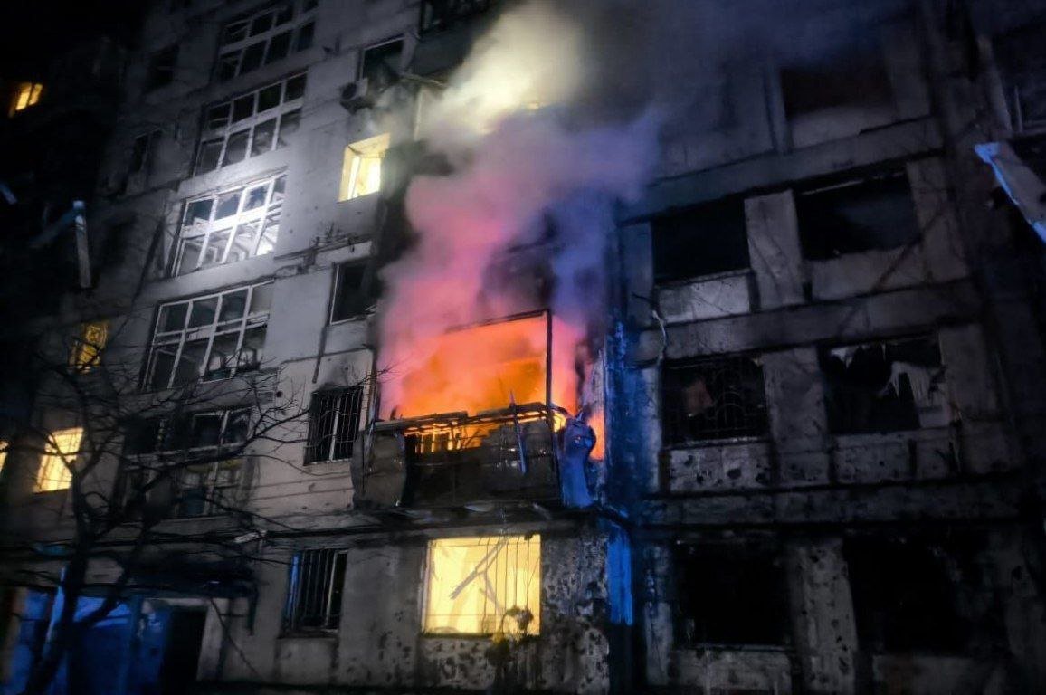 Дніпро під ударом дронів: знищено 15 БПЛА, але є жертви серед мирних