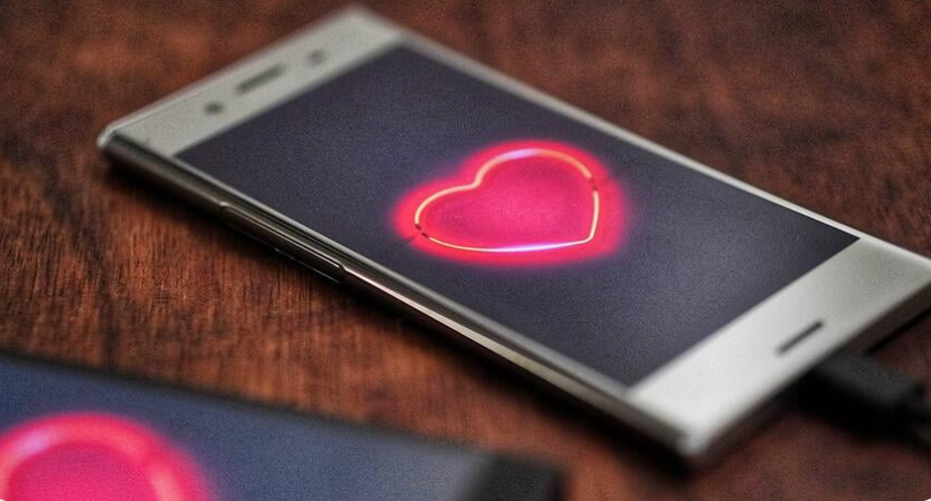 У Дніпрі викрили шахрая, який ошукав дівчат через сайт знайомств на 200 тисяч гривень