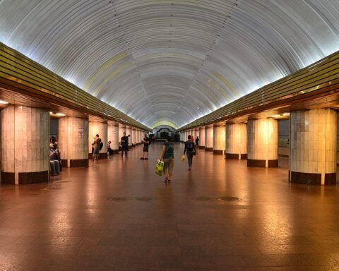 Станція вокзальна Дніпро