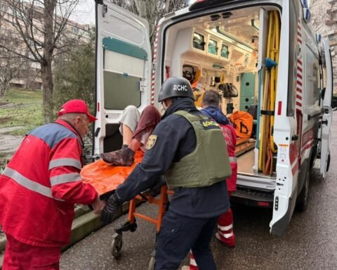 13 людей поранено на Дніпропетровщині внаслідок масованих атак протягом доби