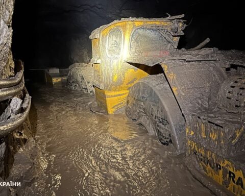 На Дніпропетровщині завершили 14-денну рятувальну операцію в шахті: загинули двоє гірників