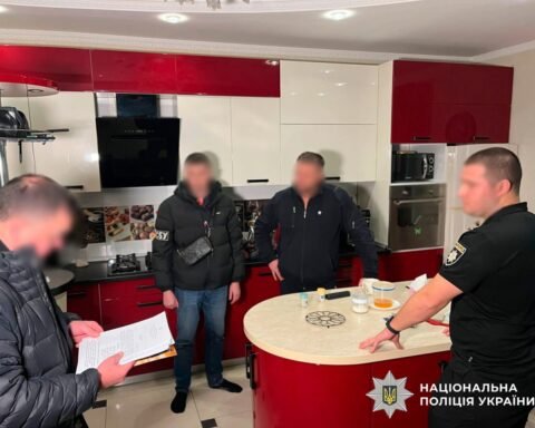 Депутат Дніпра оформив фейкове відрядження і понад два тижні відпочивав у Греції