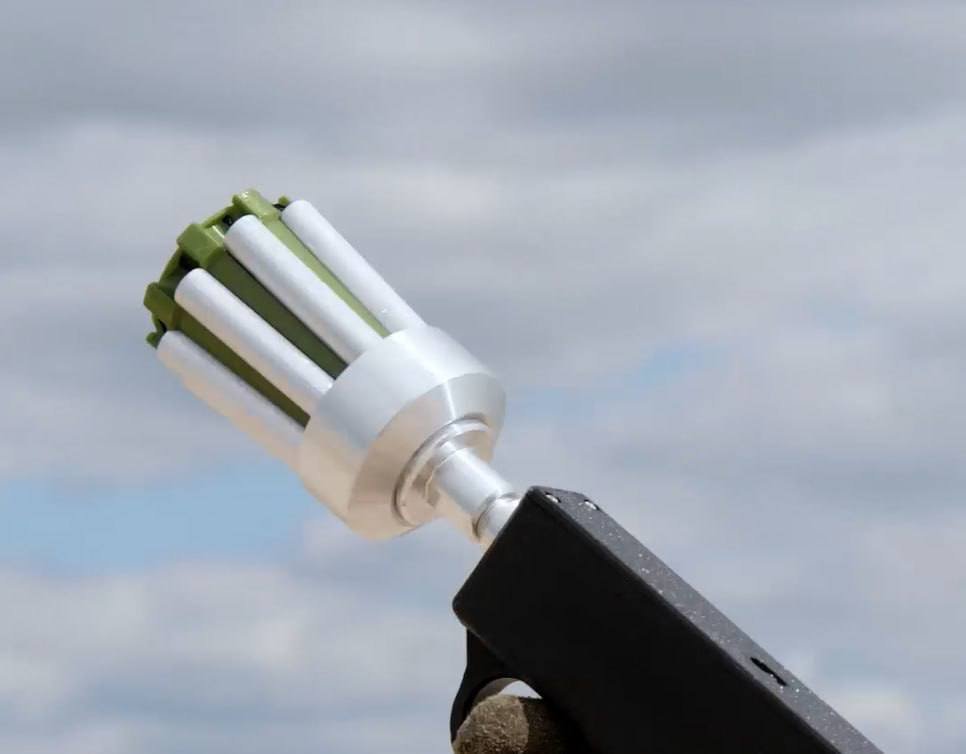 Подаруй бійцям на Різдво захист від ворожих дронів: «Українська команда» проводить збір на антидронові сіткомети