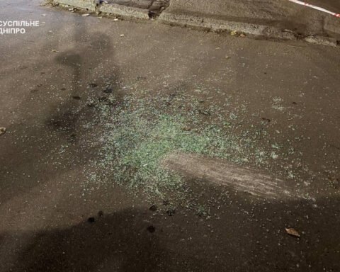 У Дніпрі чоловік поранив двох військових ТЦК ножем