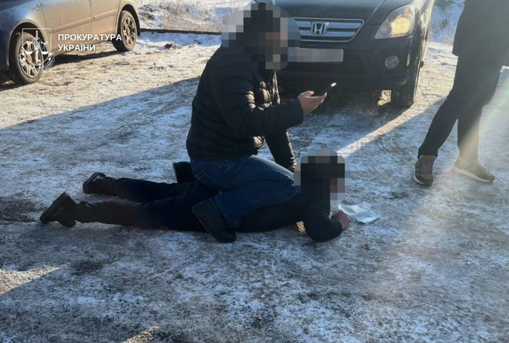 На Дніпропетровщині викрили схему продажу гуманітарних авто, ввезених для ЗСУ