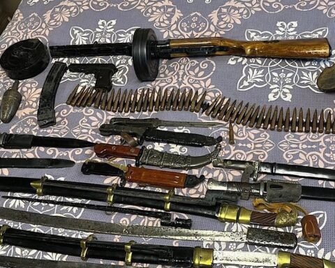 У Криворізькому районі викрили чоловіка з арсеналом нелегальної зброї