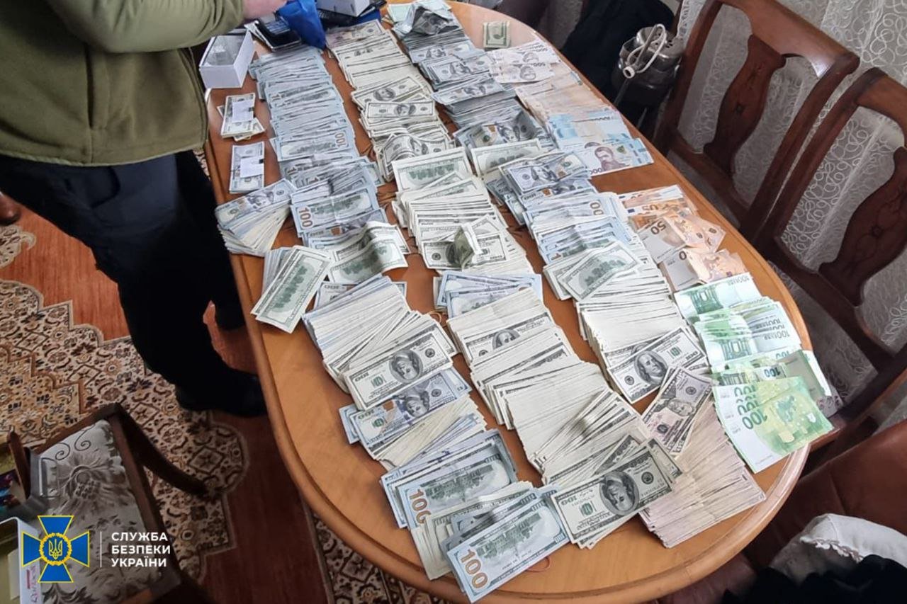 СБУ викрила схему ухилення від мобілізації на Дніпропетровщині