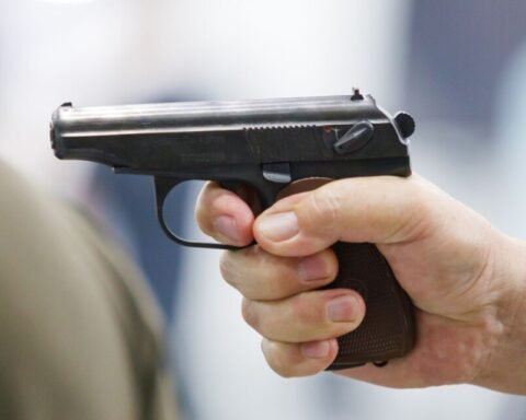 У Дніпрі водій стріляв у пішохода