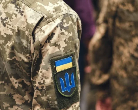 «Обличчя побите, в крові, в гематомах»: родина опізнала тіло дніпрянина, у побитті якого підозрюють військових ТЦК