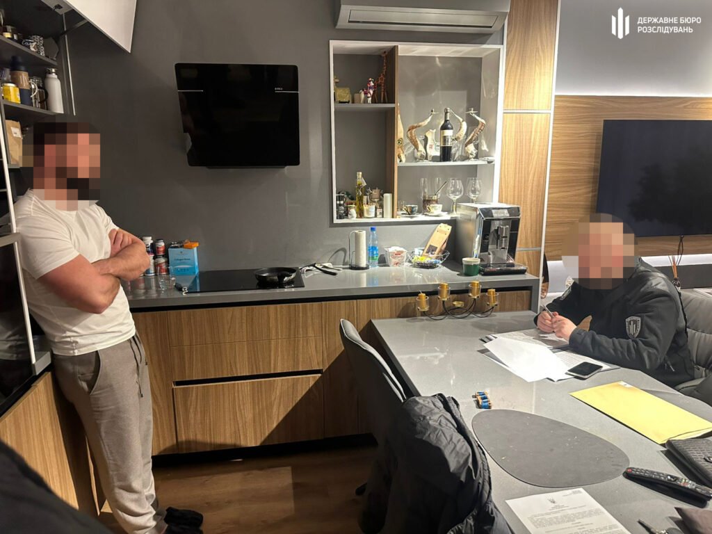 Гнилі продукти для ЗСУ та мільйонні «відкати»: ДБР викрило корупційну схему на Дніпропетровщині