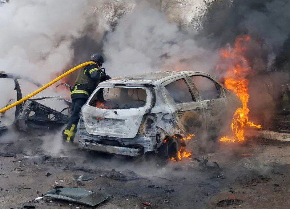 Понад 50 ударів по Дніпропетровщині протягом дня: є загиблий і поранені