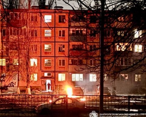 Війська рф майже 20 разів атакували Дніпропетровщину: поранені у Кривому Розі та руйнування в громадах