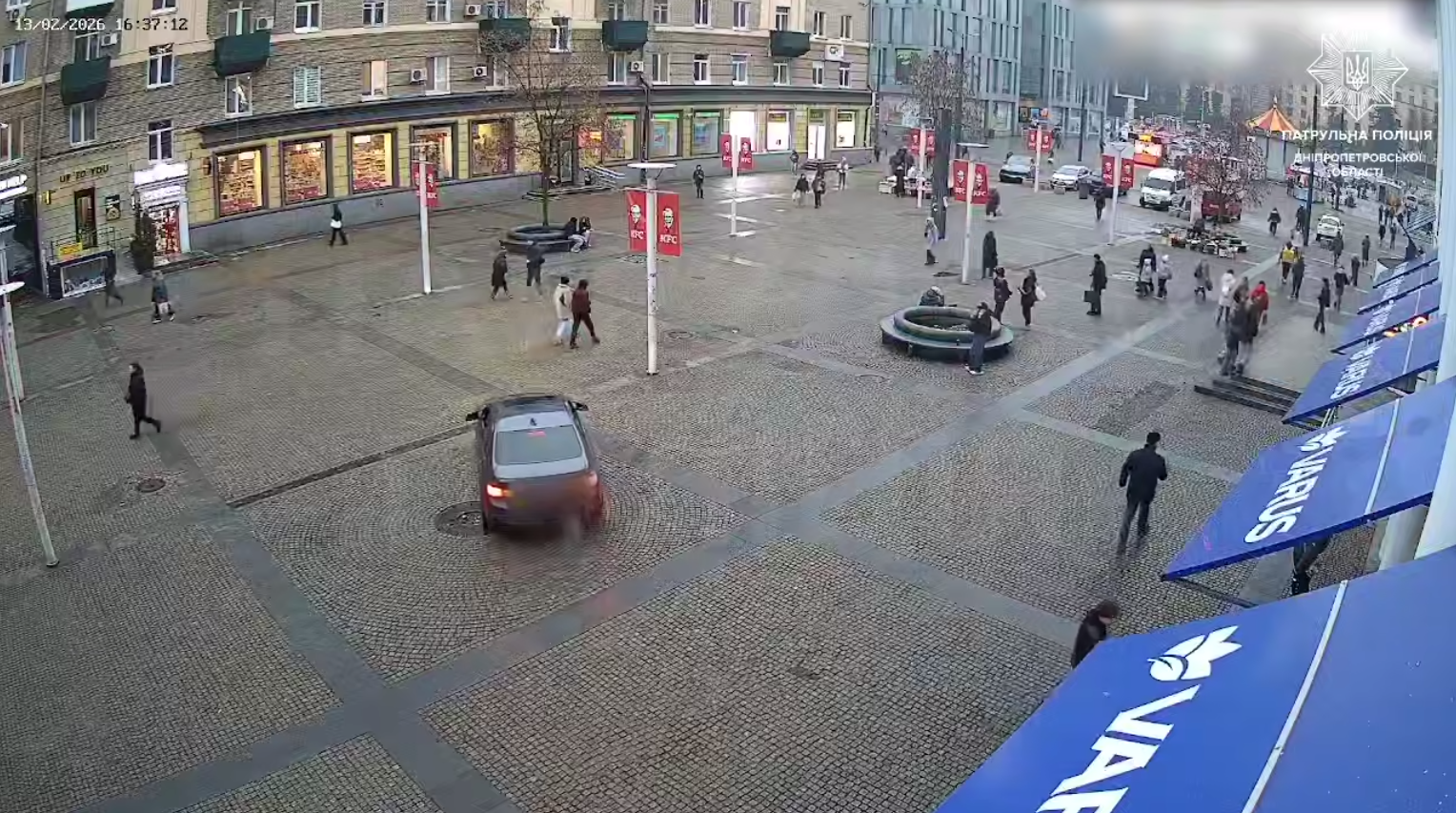 На Європейській площі в Дніпрі водій їздив пішохідною зоною