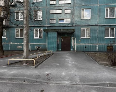 Напад на суддю у Дніпрі: поліція проводить спецоперацію та розшукує нападників