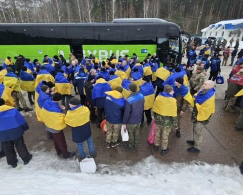 Україна повернула з полону 200 захисників: серед них оборонці Маріуполя