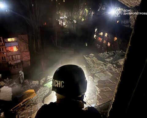 Нічна атака на Дніпропетровщину: поранені люди, серед них 15-річна дівчина