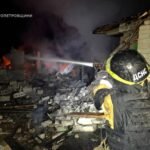 На Дніпропетровщині після ворожих атак поранено двох людей, спалахнули пожежі