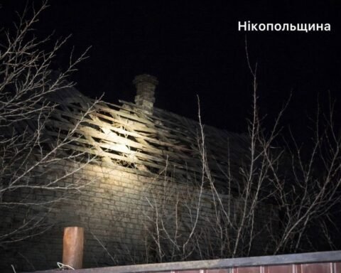 Російські війська атакували Дніпропетровщину: постраждали троє людей, пошкоджені будинки та інфраструктура