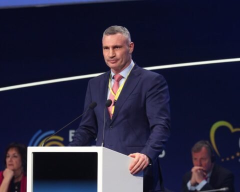 «Говоритимуть про подальшу підтримку України»: Кличка запросили до Брюсселю на 50-річчя Європейської народної партії